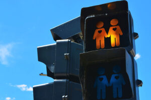 traffic light with couple design